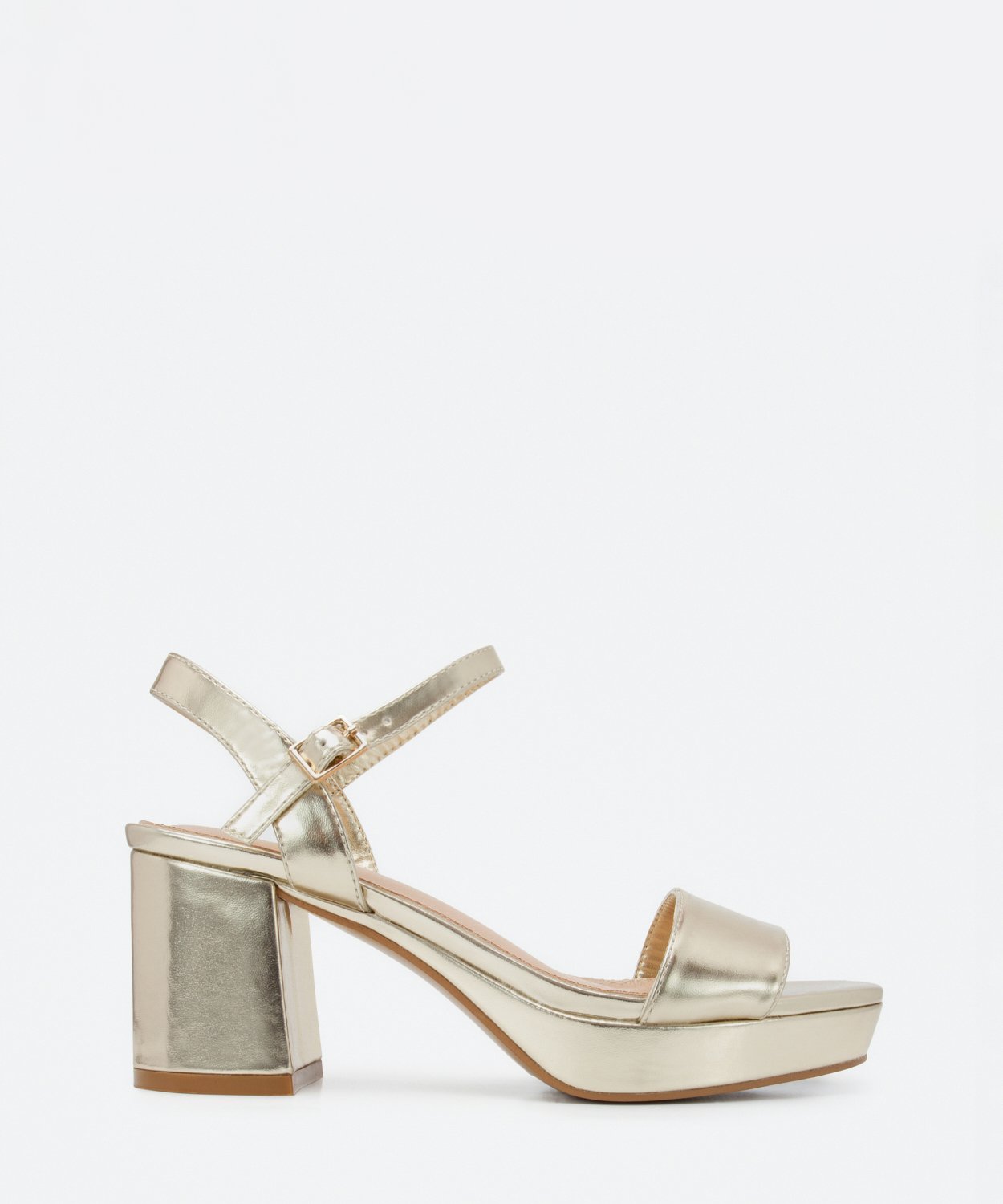 Sandalias tac&oacute;n plataforma